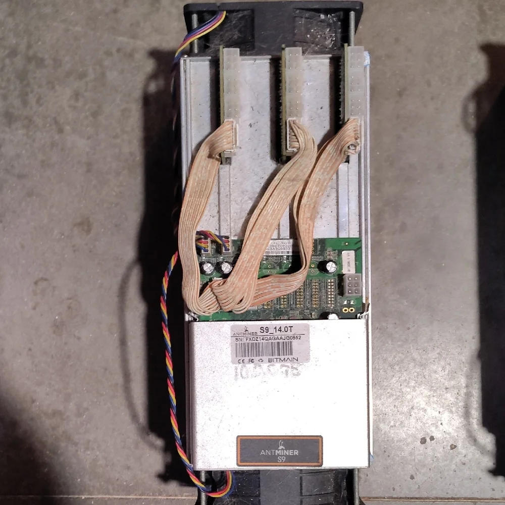 Antminer S9 - Silver ANTMINER BITCOIN MINER BITMAIN